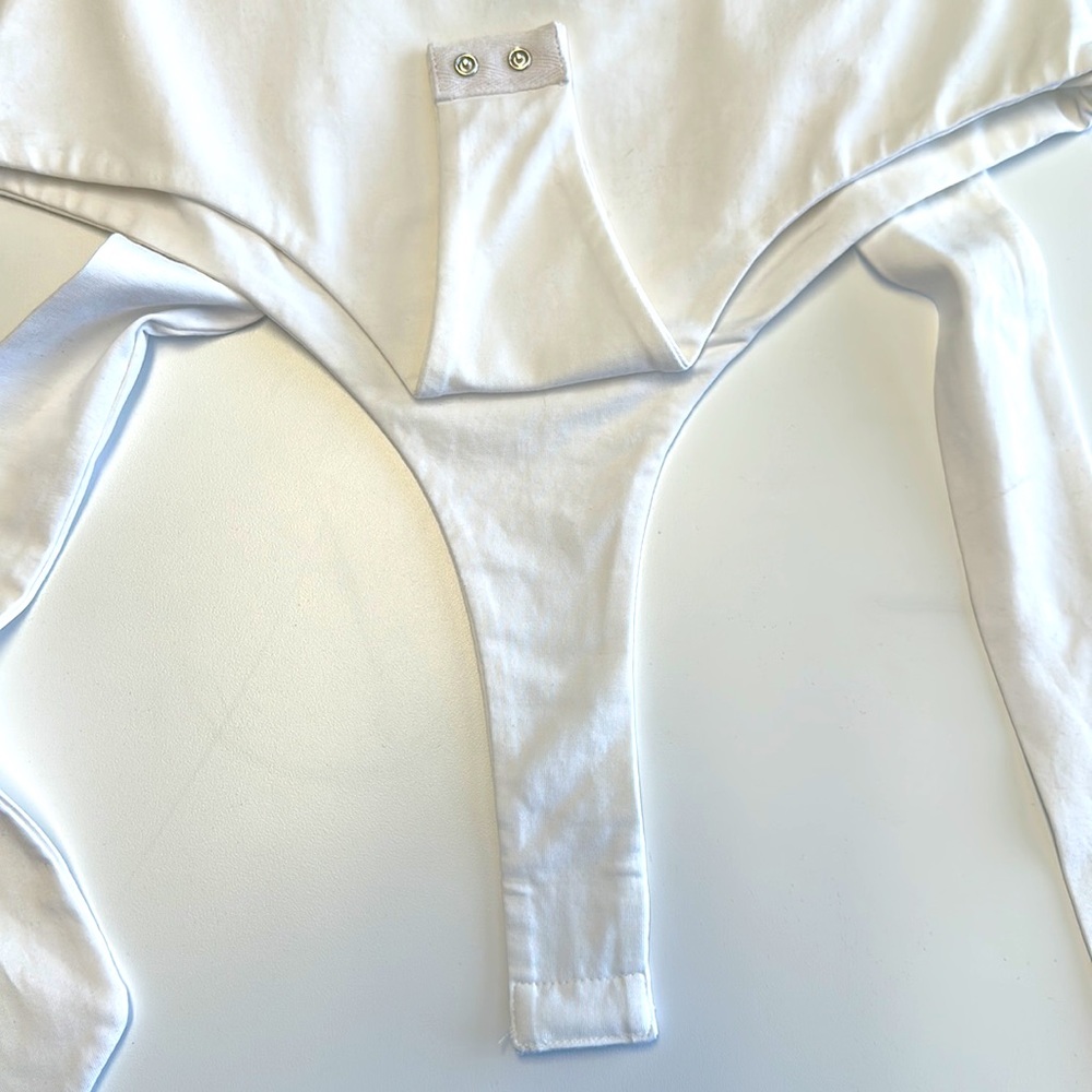 Superdown Revolve Chelsea Strapless Bodysuit - image 5